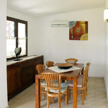 Holiday home Mercede *